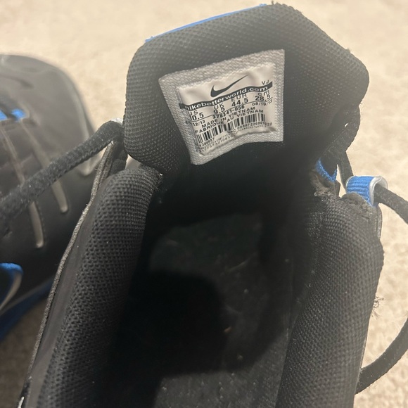 Nike Men's Black and Blue Shox Sneakers - Picture 3 of 6